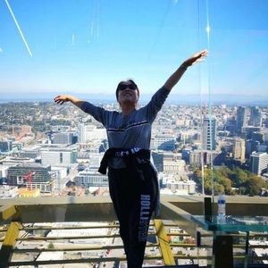 Meet your Posher, Weihong